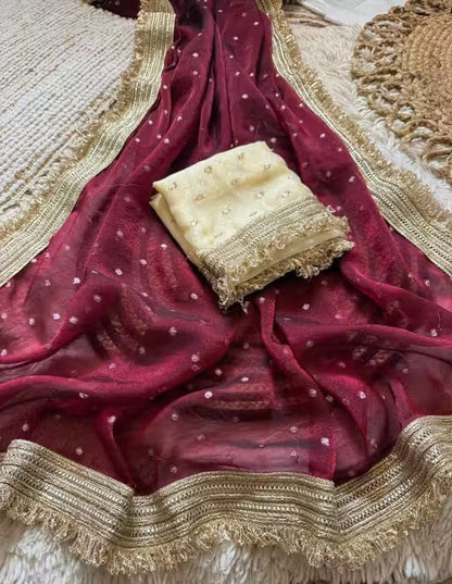Colour:Maroon