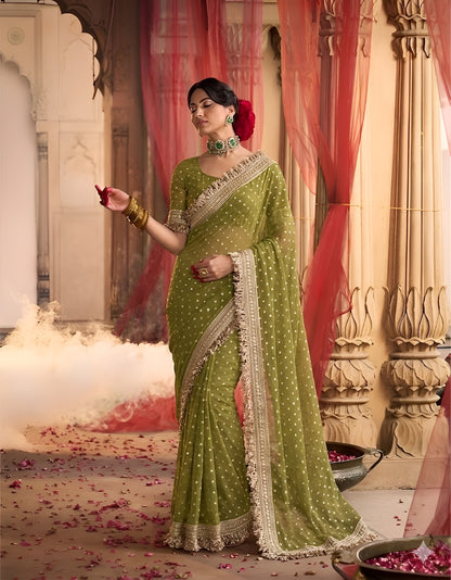 Colour:Mehndi