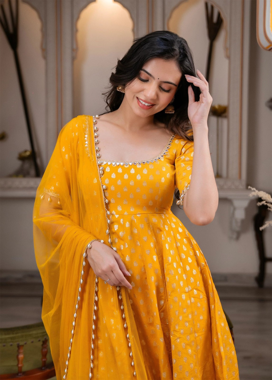 Color:Yellow