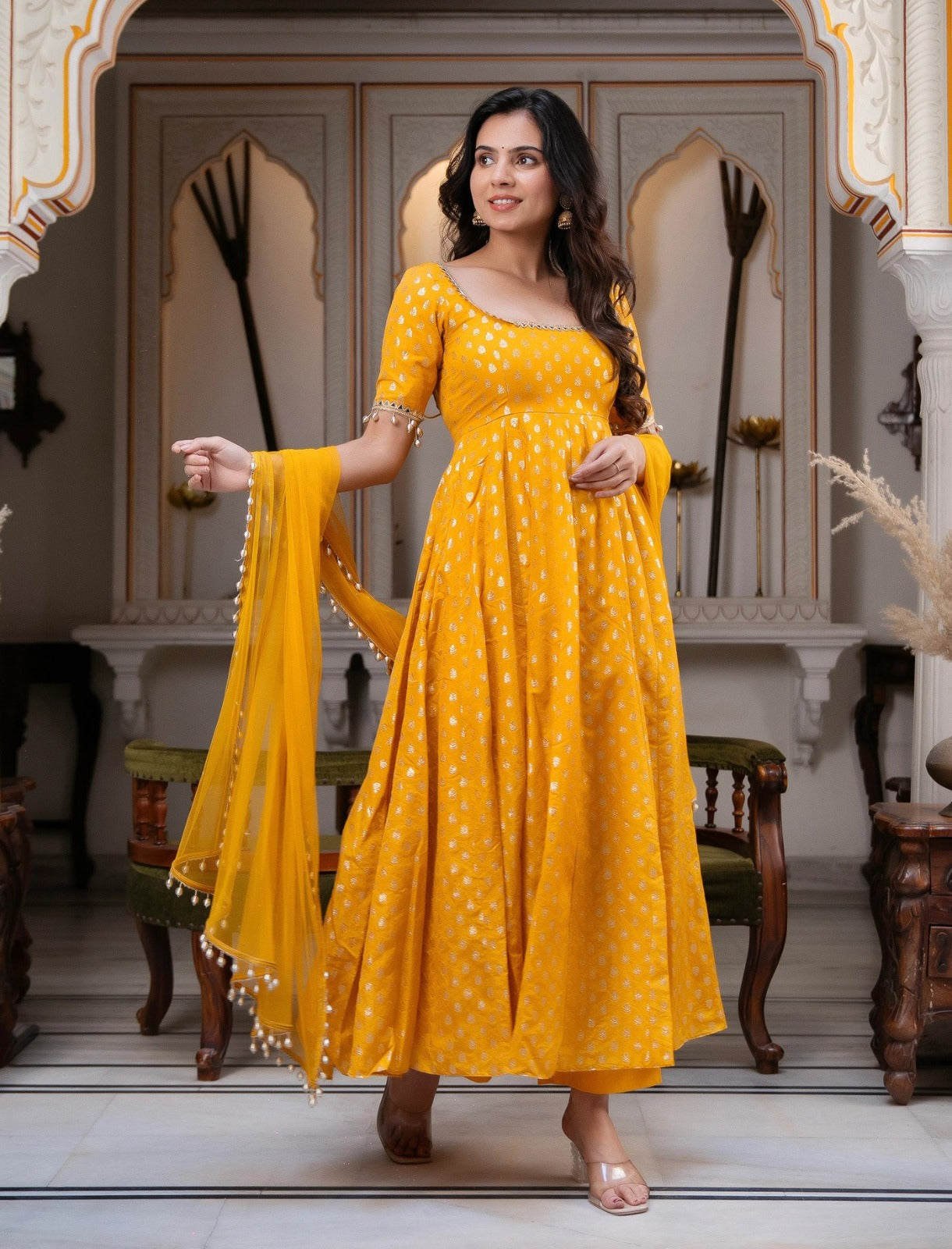 Color:Yellow