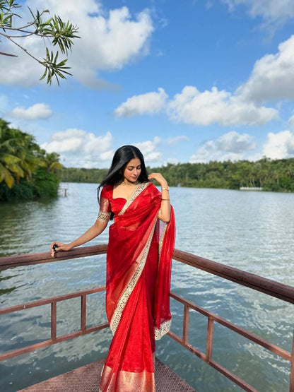 Color:Red
