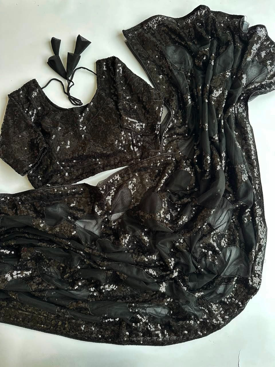 Color:Black