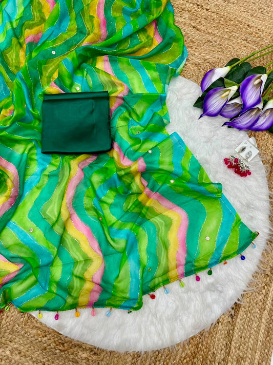 Color:Green