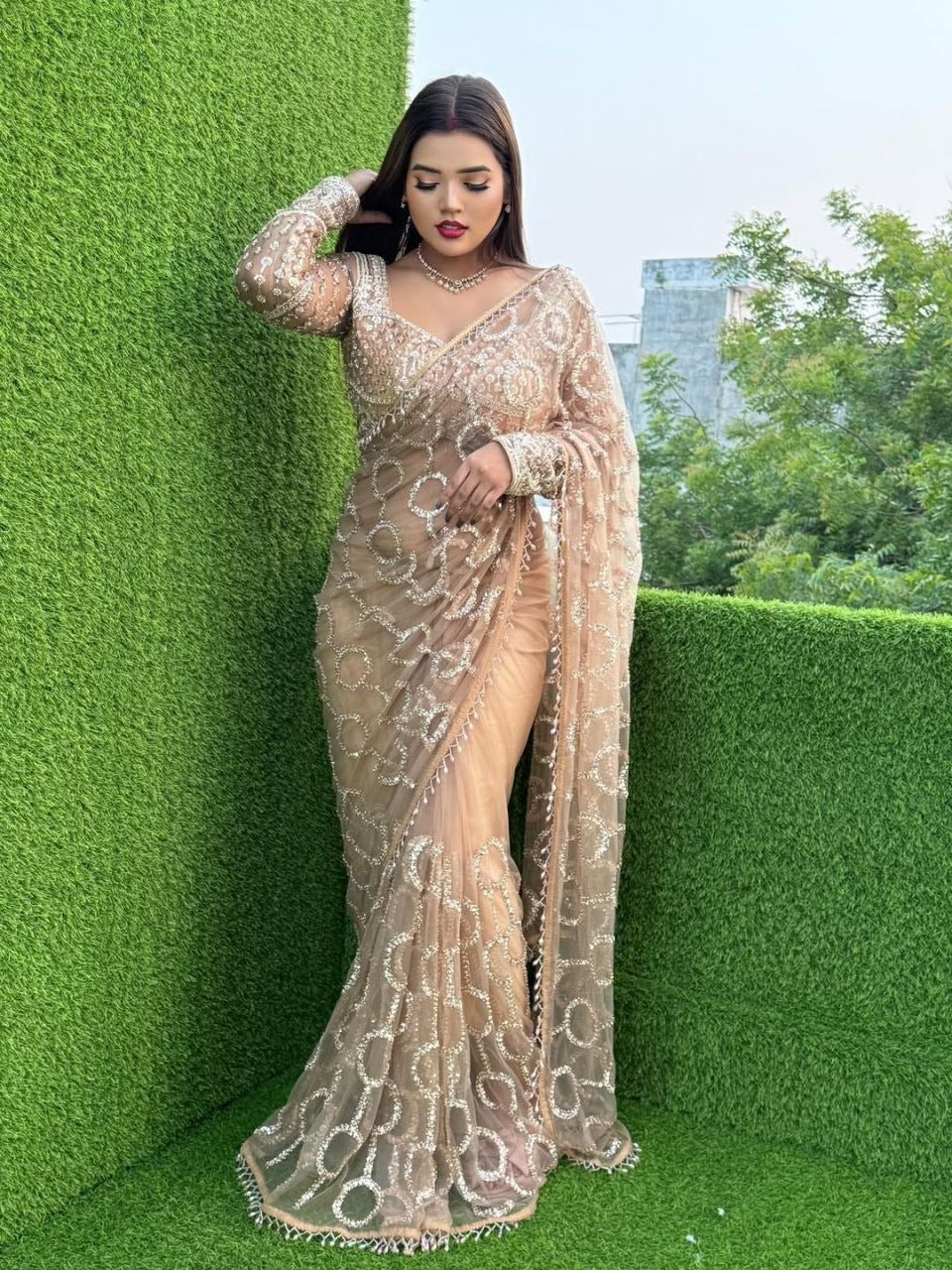 Color:Beige