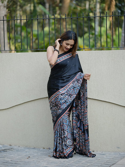Color:Black