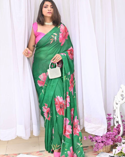 Color:Green