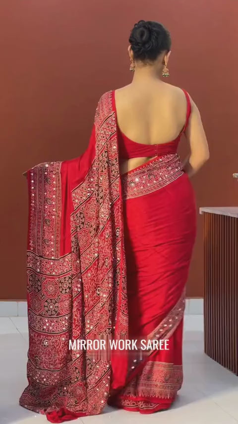 Color:Red
